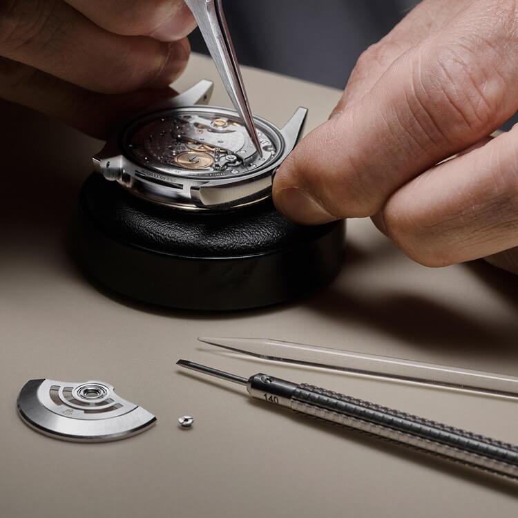 Gioielleria Angolo delle Ore - Rivenditore autorizzato Rolex Novara