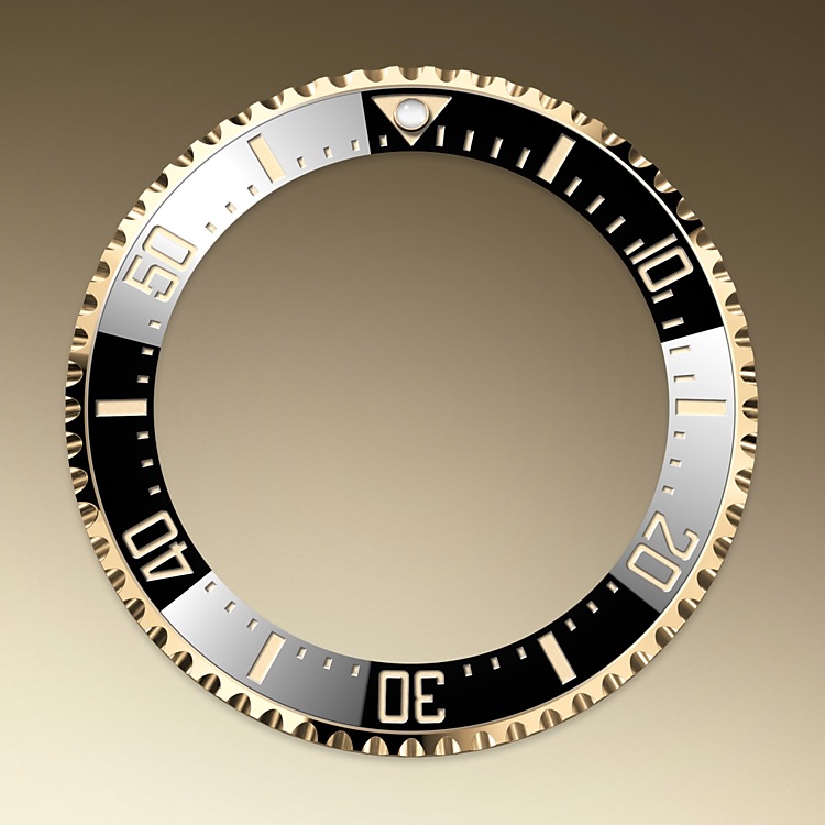 Sea-Dweller M126603-0001 - La lunetta in ceramica e l’indicazione luminescente | L'Angolo delle Ore