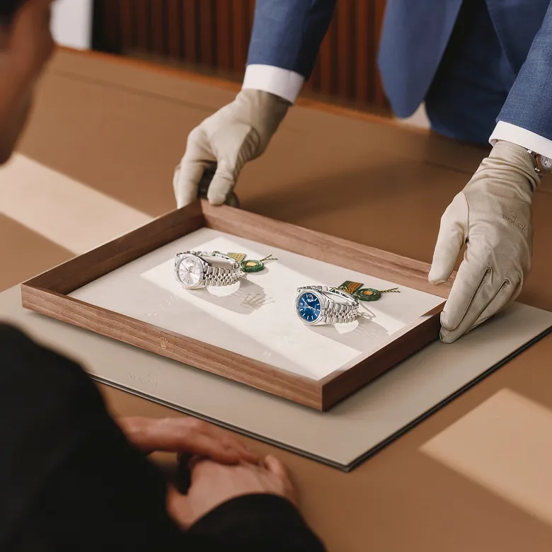 Contatta L'Angolo delle Ore, rivenditore Rolex a Novara