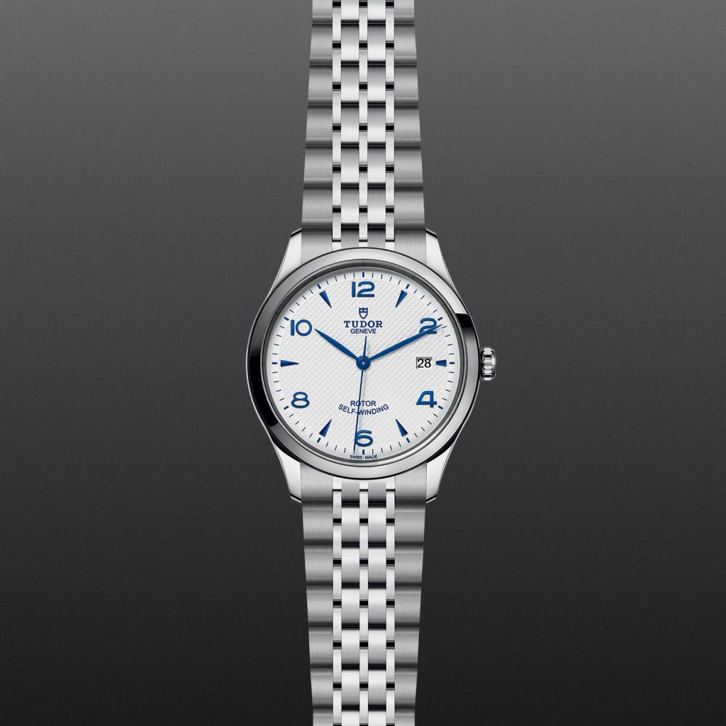M91550-0005_05_front_facing_grey
